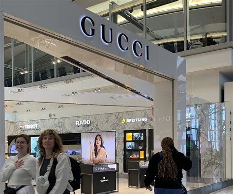 metrotown gucci|gucci toronto square one.